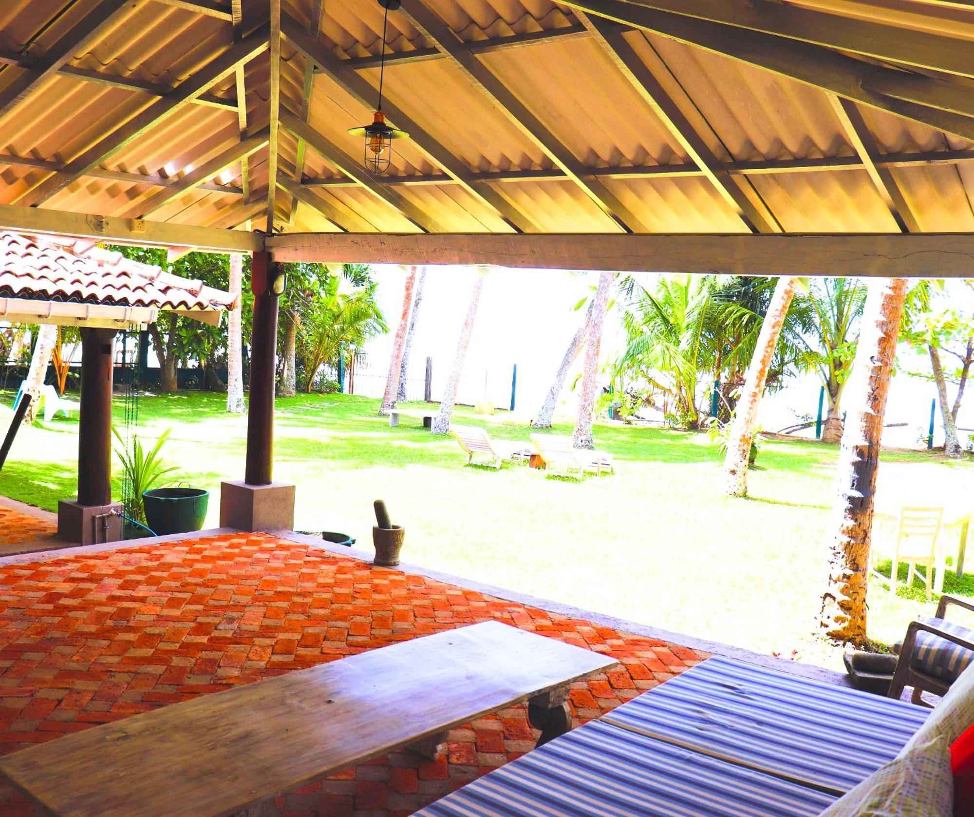 Esperanza Beach Mawella Tangalle Exterior photo